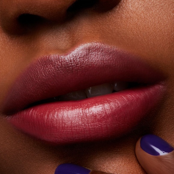 MAC Love Me Lipstick Bated Breath - Picture 15 of 16